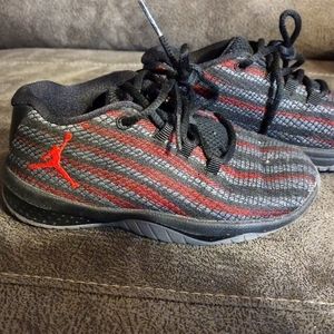 Nike Air Jordan B. Fly Basketball Sneakers Toddler 9C Gray Black Red 881447-005